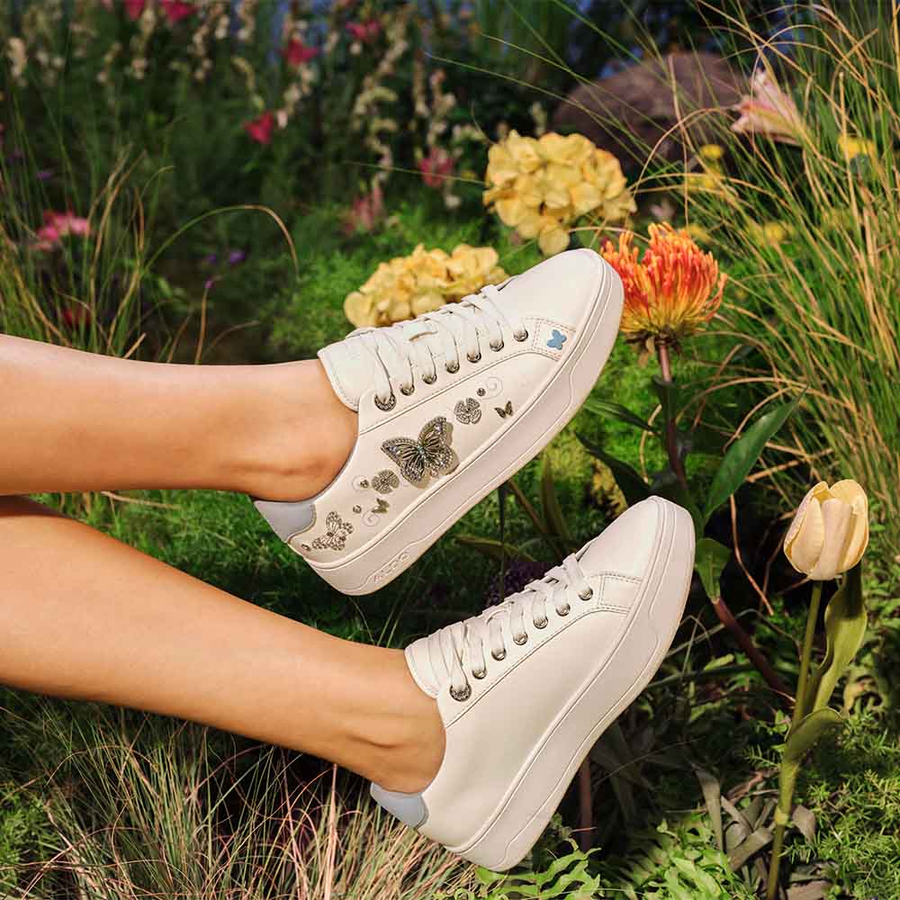 Saxonya-In Women's White Athletics